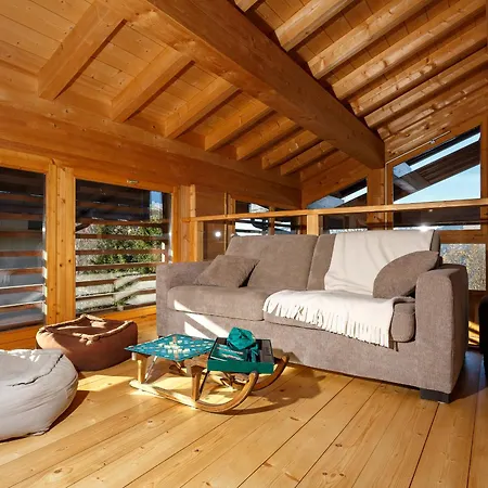 Individuel 12 Pers. A Montgesin, Calme, Proche Pistes, Parking Dispo - Fr-1-755-20 * La Plagne